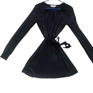 Boden Long Sleeve Black Mini Dress Keyhole Neck Smocked Cuff sz 4 EUC Cute Fun
